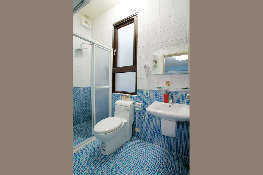 嘉年華熱氣球(6人房)