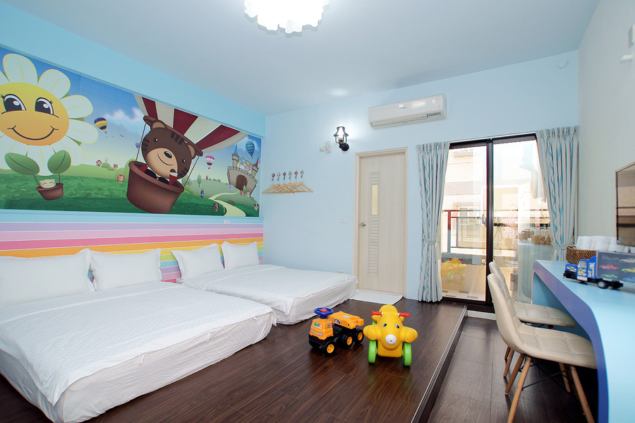 嘉年華熱氣球(6人房)